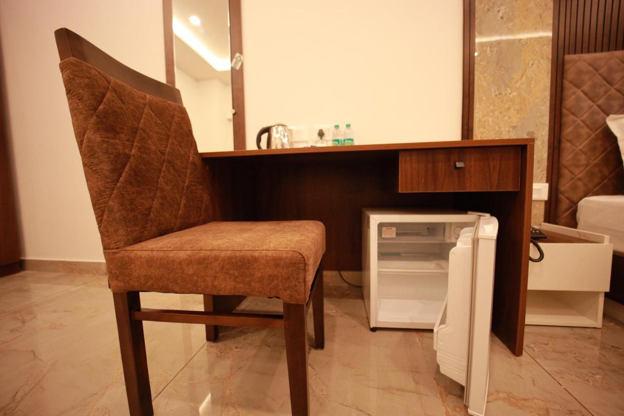 Bliss Regency Business Hotel Palakkad Exterior photo